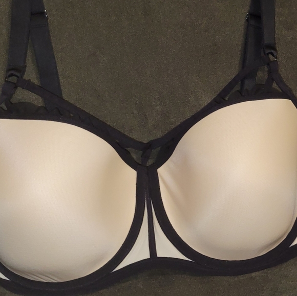 Marlies Dekkers Meringue bra 32F - Picture 3 of 5